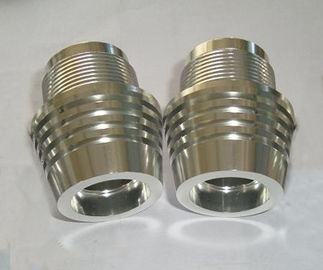 Piezas que trabajan a máquina de aluminio