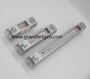 Indicador de nivel de aceite de plástico / indicador de nivel de aceite hidráulico de aluminio con marcas de nivel para contenedores de pared delgada