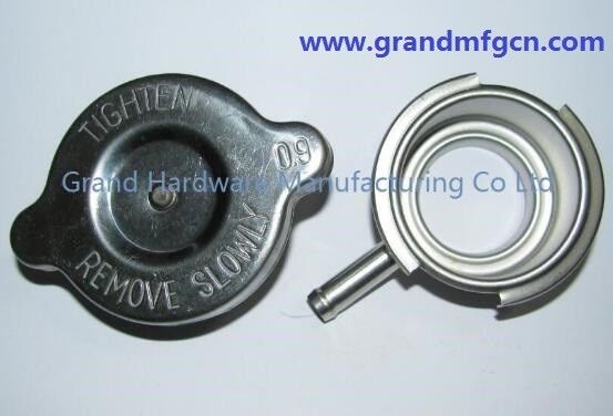Custom 56mm 68mm SS304 / latón Auto Radiador Caps y cuellos de relleno para el generador diesel radiadores conexión de soldadura