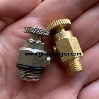 NPT conectores de ventilación del radiador de rosca de precisión de latón hecha a medida piezas mecanizadas de calidad de latón volcado piezas conectores de rosca de codo